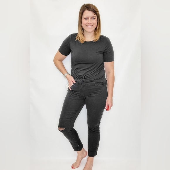 Judy Blue Mid-Rise Black Denim Destroyed Slim Fit Jeans 13/31 - Picture 2 of 8